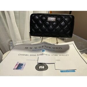 Vintage‎ CHANEL Paris New York PNY Lambskin Zip Around Long Wallet Black COA